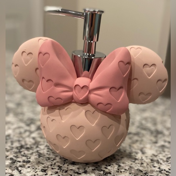 Disney Minnie Mouse Lotion/Soap Dispenser - Picture 2 of 10